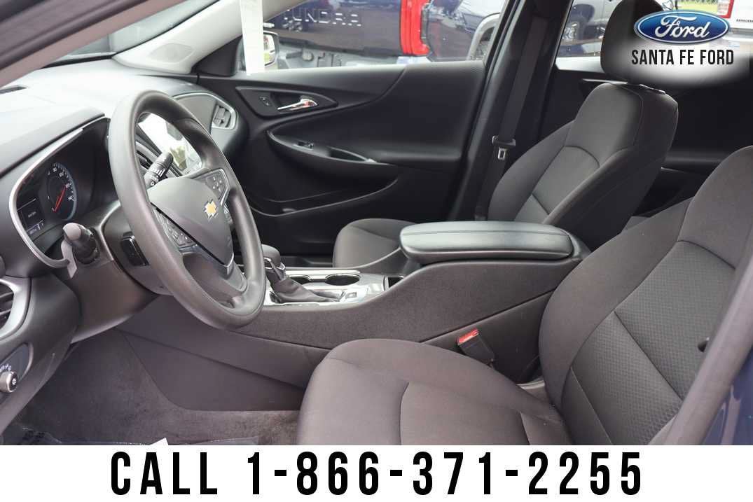 2025 Chevrolet Malibu LT