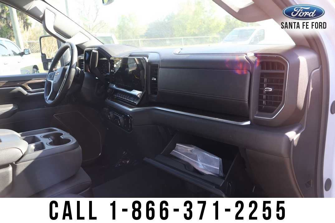 2025 Chevrolet Silverado 2500HD LT