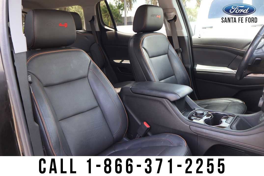 2020 GMC Acadia AT4