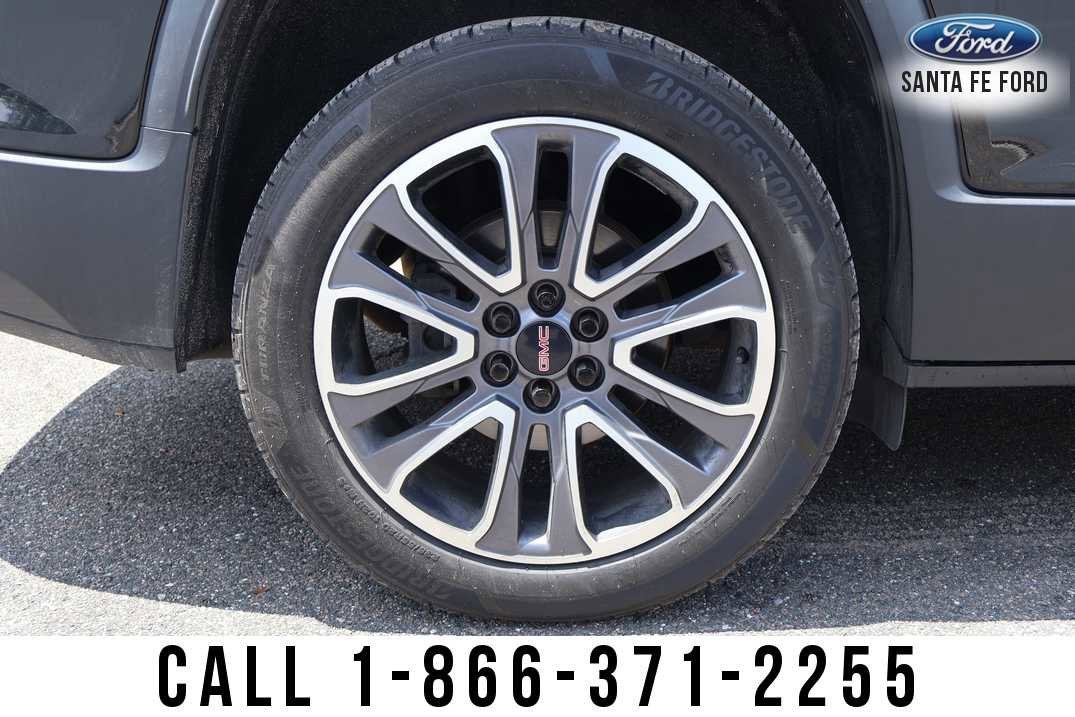 2020 GMC Acadia AT4