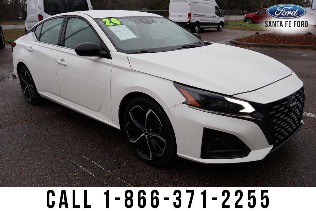 2024 Nissan Altima 2.5 SR