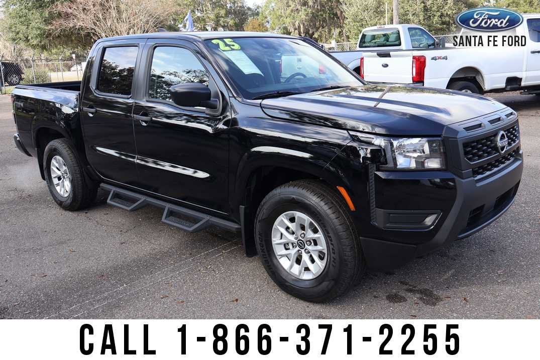 2025 Nissan Frontier S