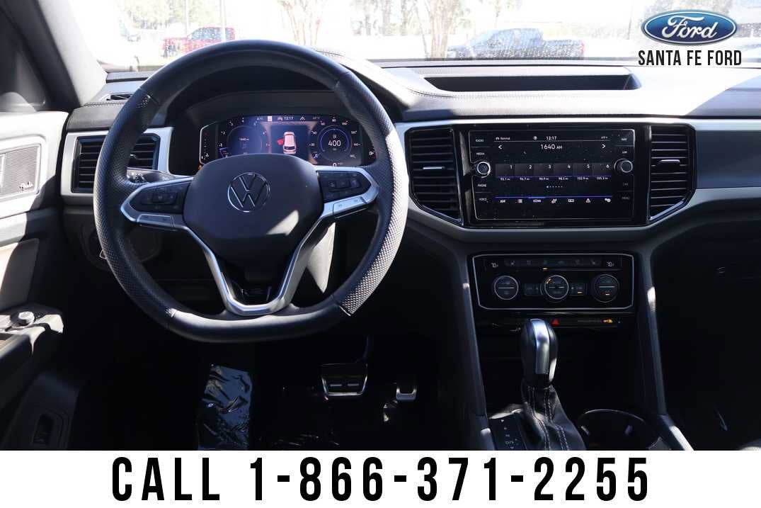 2023 Volkswagen Atlas Cross Sport 3.6L V6 SEL Premium R-Line