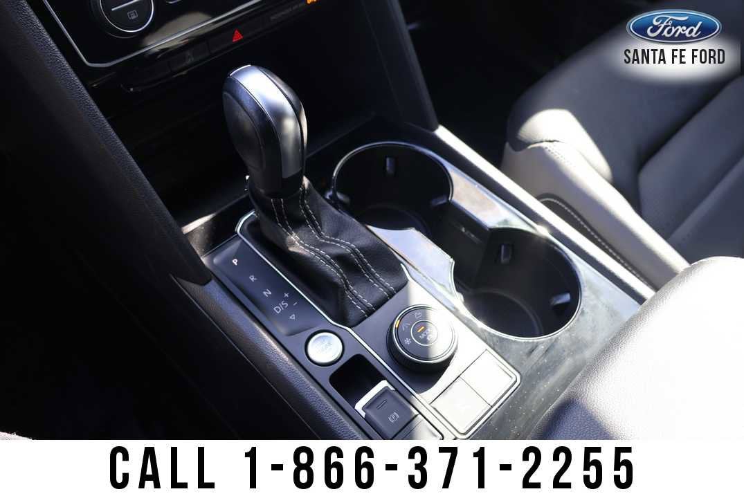 2023 Volkswagen Atlas Cross Sport 3.6L V6 SEL Premium R-Line