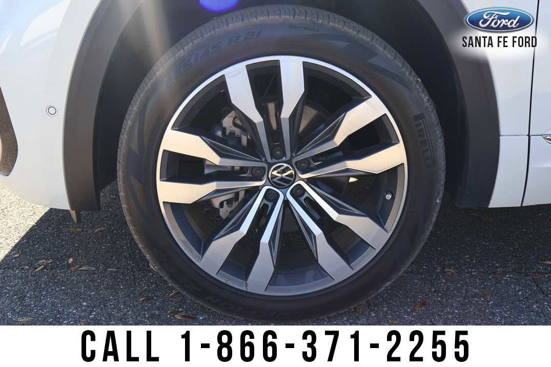 2023 Volkswagen Atlas Cross Sport 3.6L V6 SEL Premium R-Line