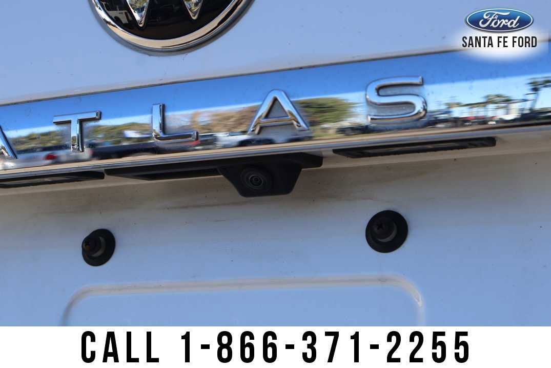 2023 Volkswagen Atlas Cross Sport 3.6L V6 SEL Premium R-Line