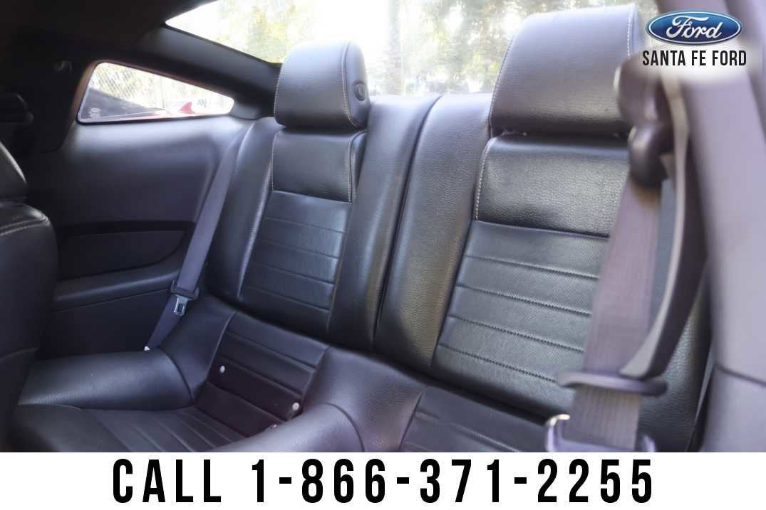 2011 Ford Mustang Premium