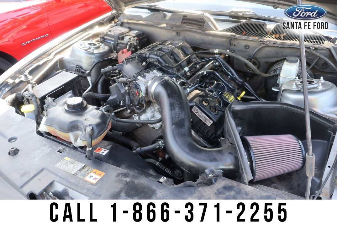 2011 Ford Mustang Premium