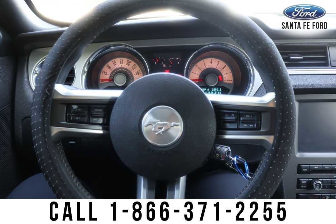 2011 Ford Mustang Premium