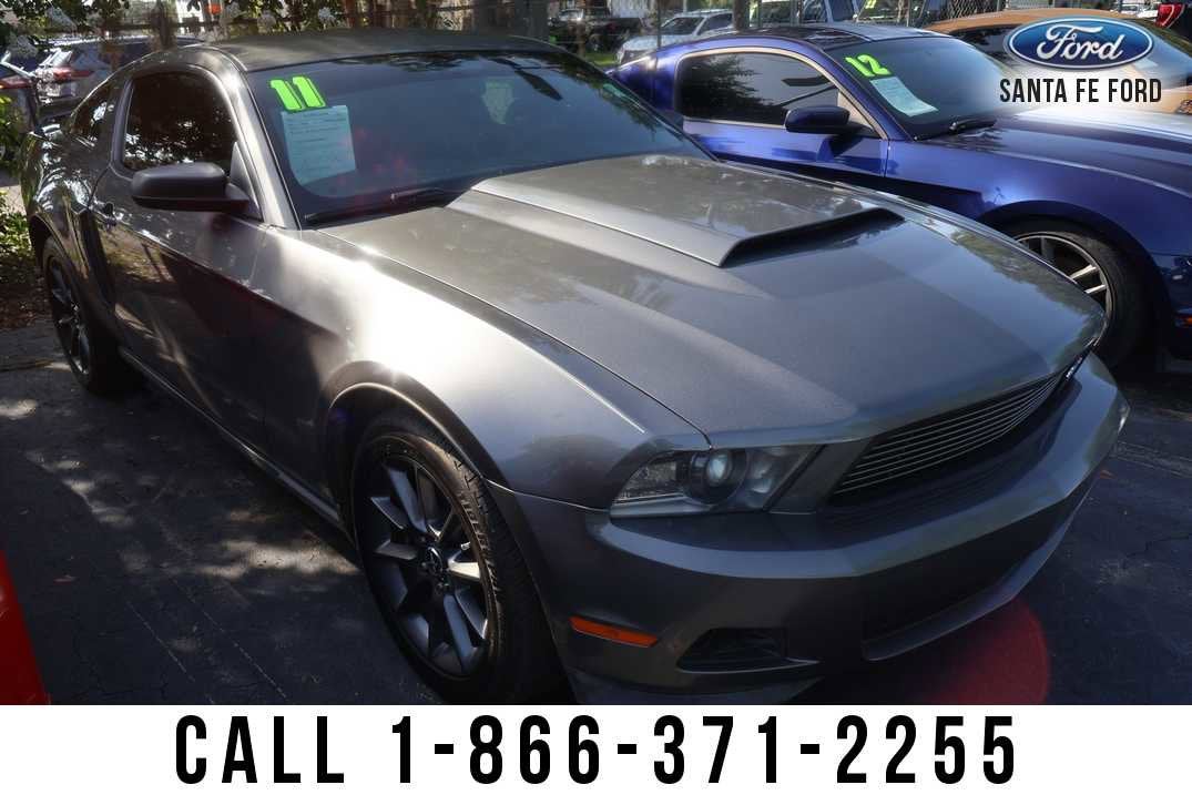 2011 Ford Mustang Premium