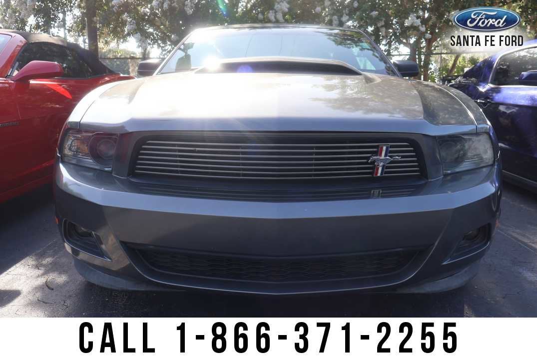2011 Ford Mustang Premium