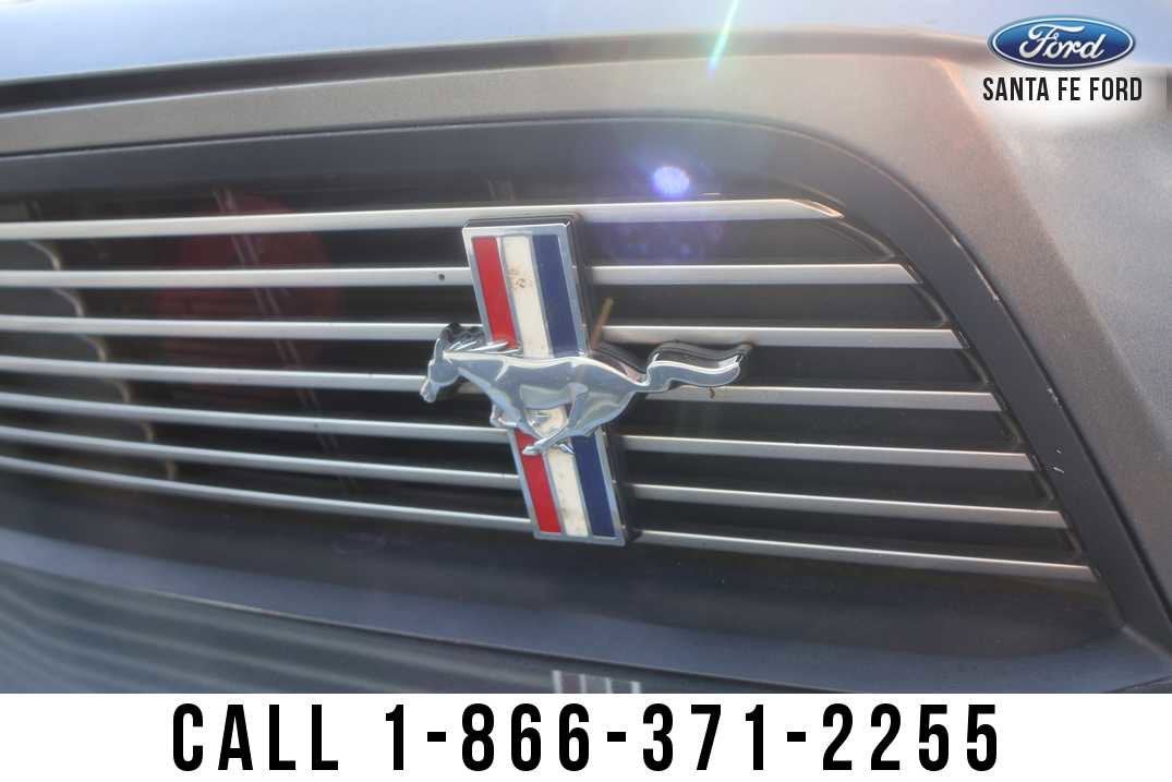 2011 Ford Mustang Premium