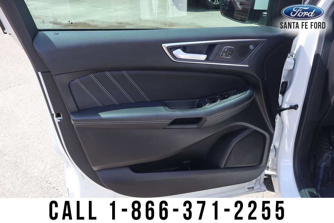 2022 Ford Edge ST