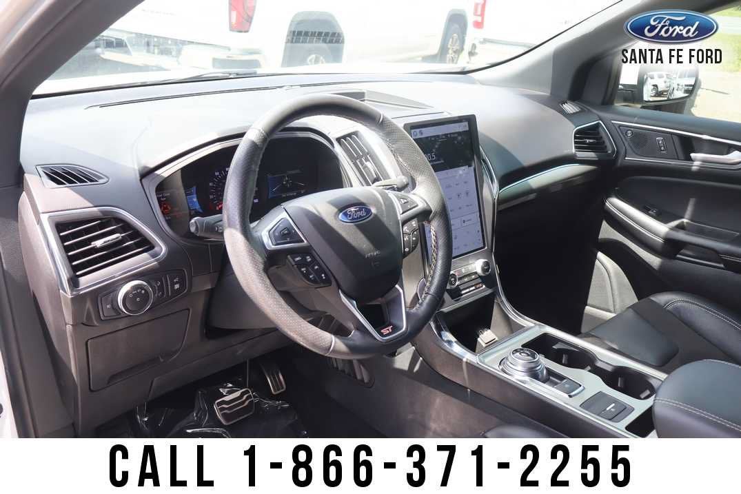 2022 Ford Edge ST