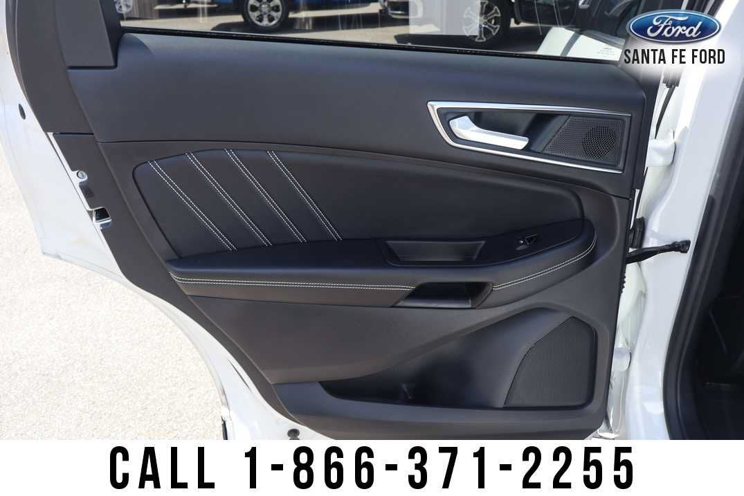 2022 Ford Edge ST