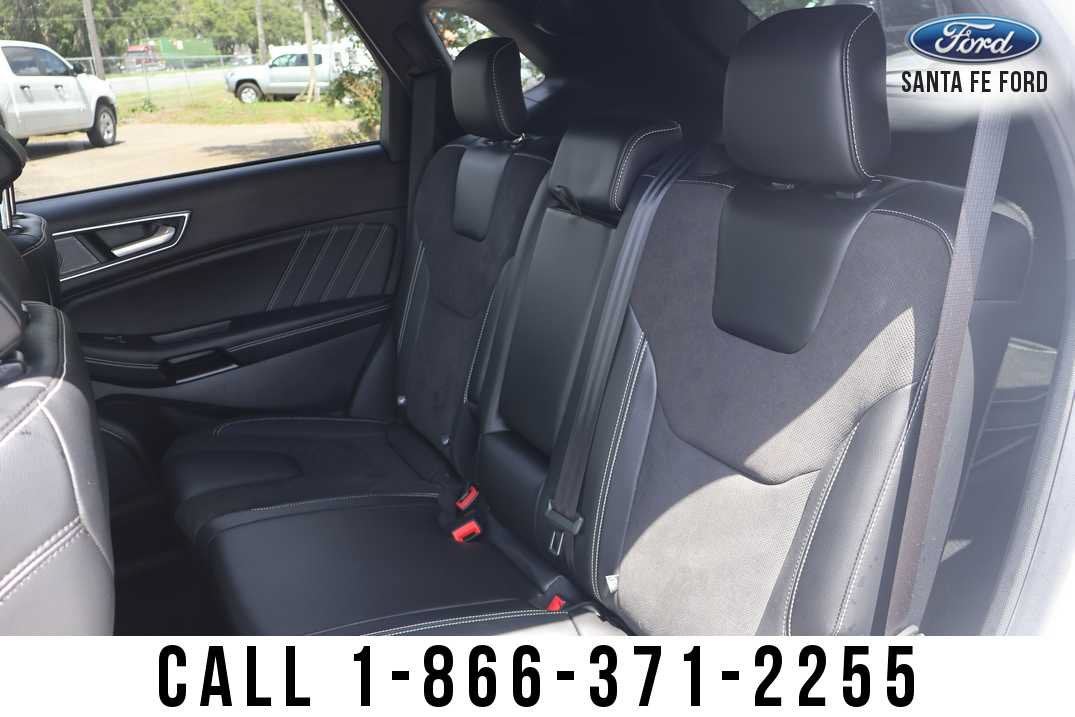 2022 Ford Edge ST