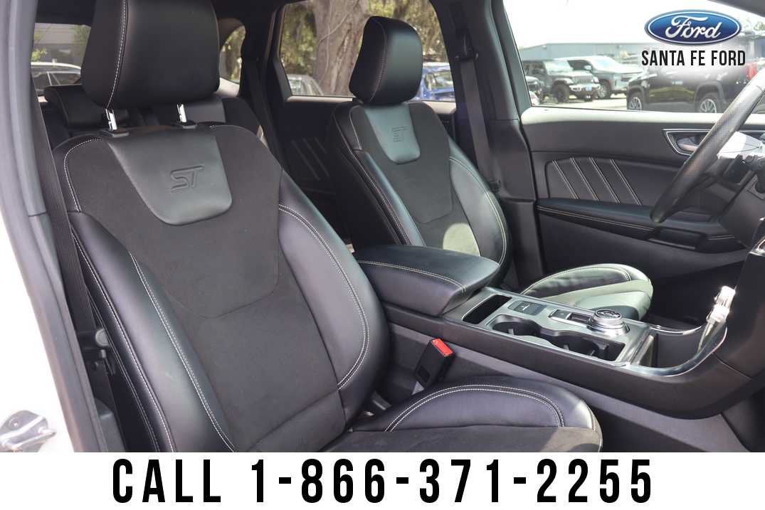 2022 Ford Edge ST
