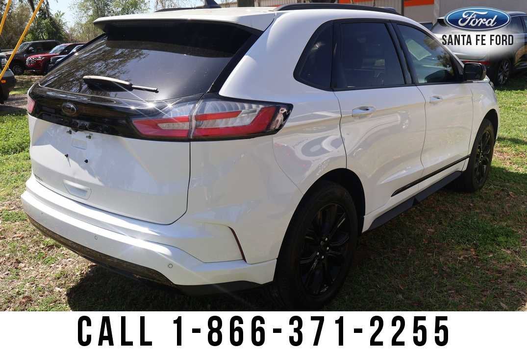 2024 Ford Edge SE