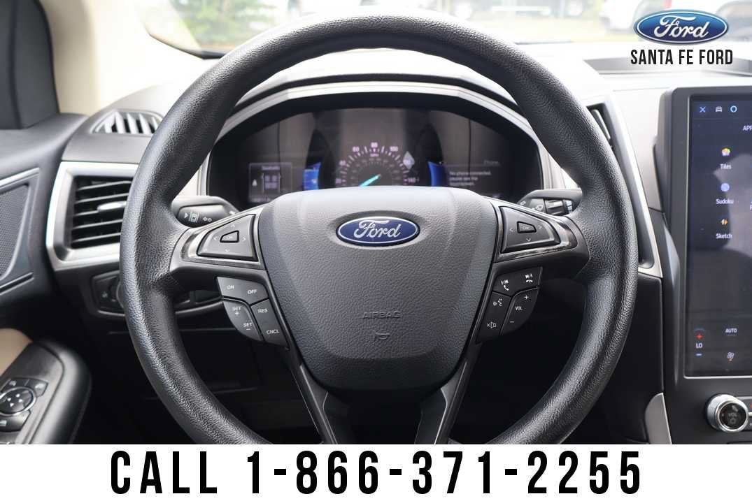 2024 Ford Edge SE