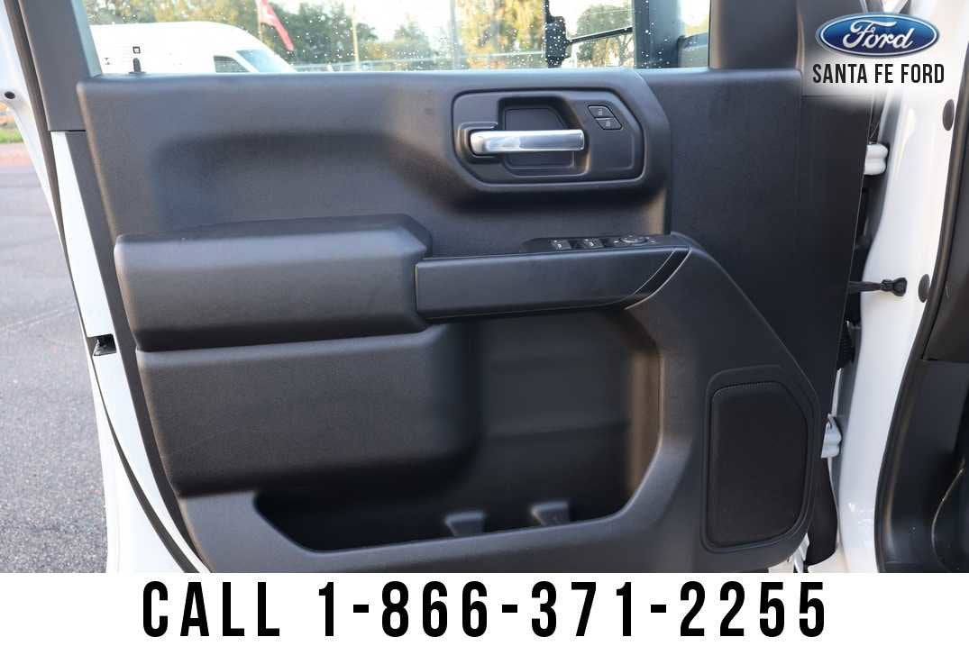 2023 Chevrolet Silverado 2500HD Custom