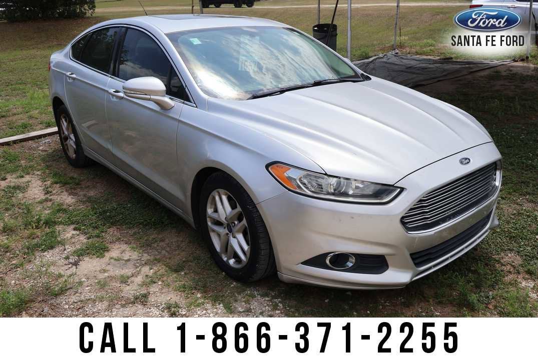 2014 Ford Fusion SE