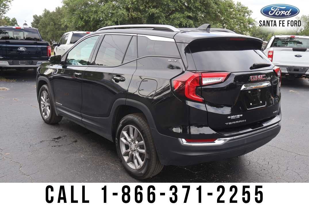 2024 GMC Terrain SLT