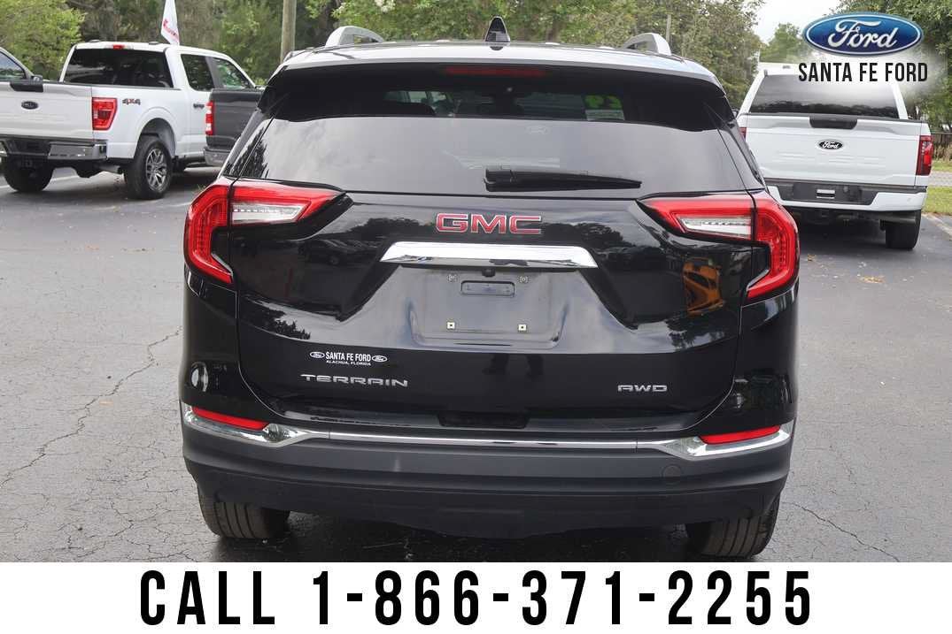 2024 GMC Terrain SLT