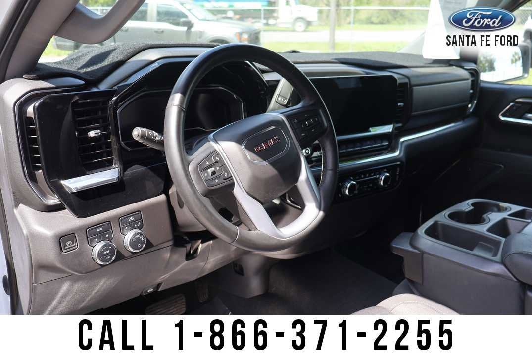 2023 GMC Sierra 1500 SLE