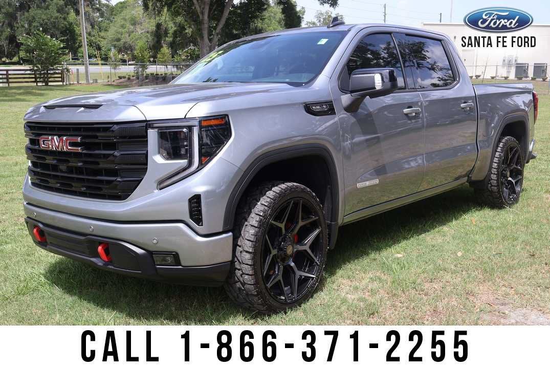 2025 GMC Sierra 1500 Elevation