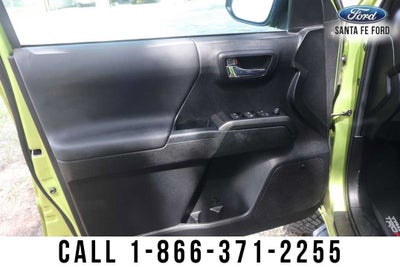 2022 Toyota Tacoma 4WD TRD Off Road