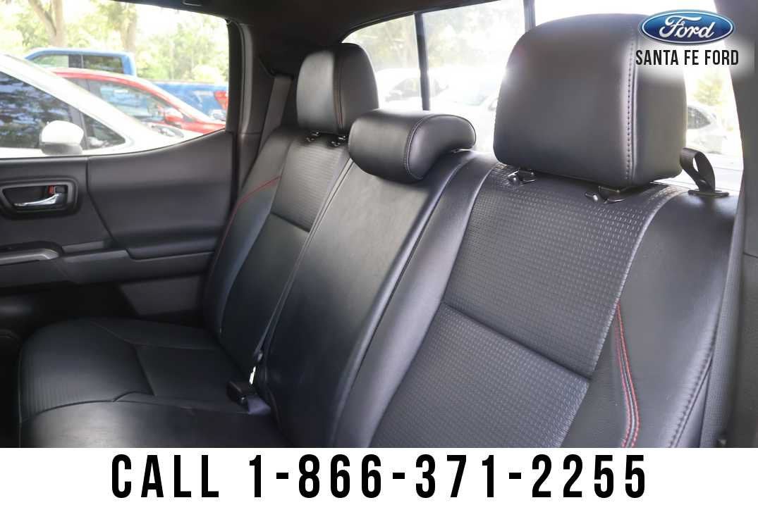 2022 Toyota Tacoma 4WD TRD Off Road