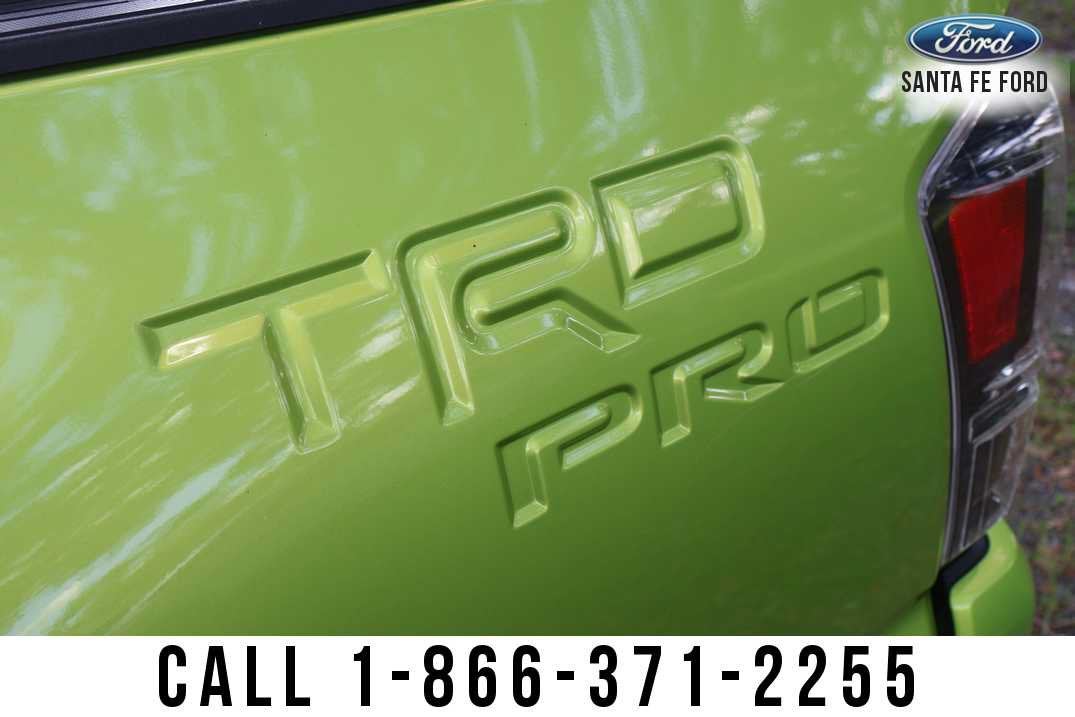 2022 Toyota Tacoma 4WD TRD Off Road