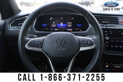 2023 Volkswagen Tiguan SE R-Line Black