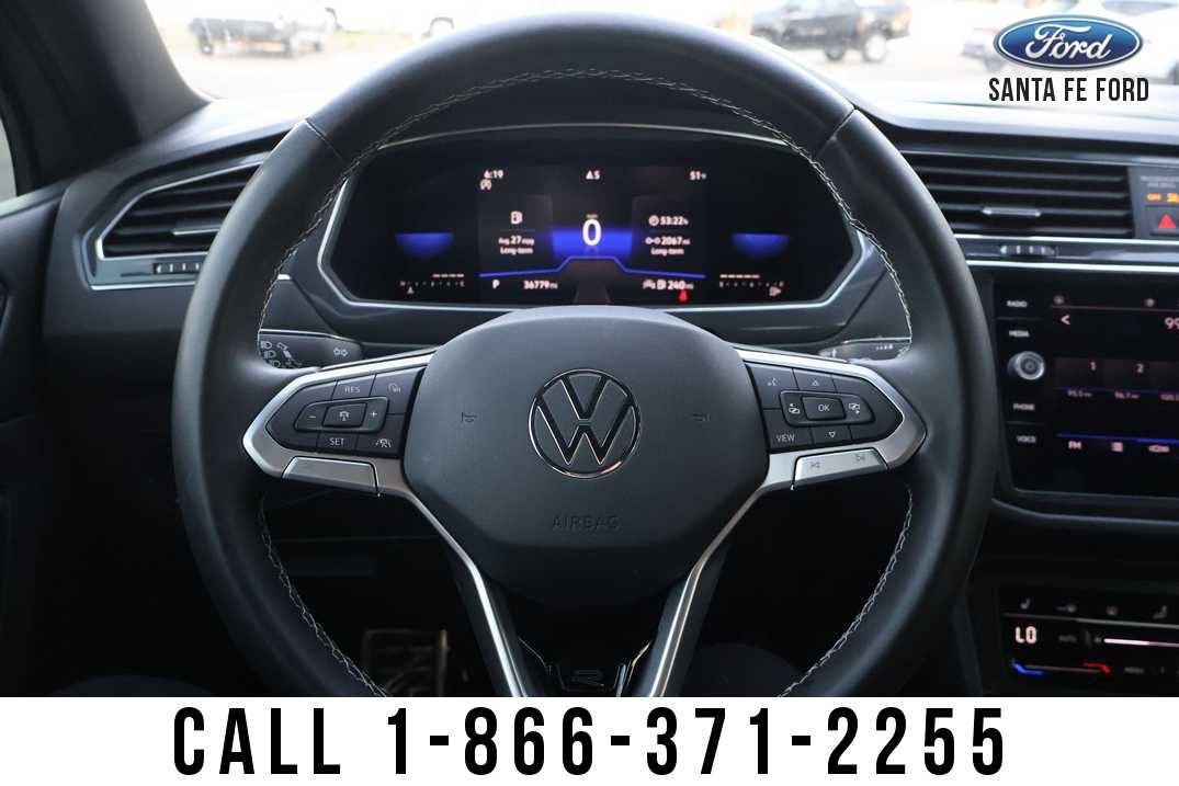 2023 Volkswagen Tiguan SE R-Line Black