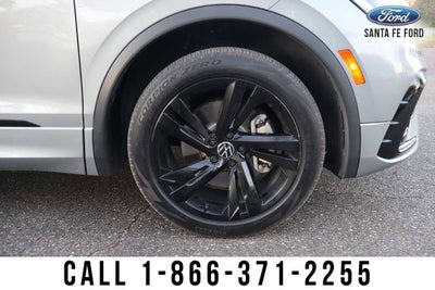 2023 Volkswagen Tiguan SE R-Line Black