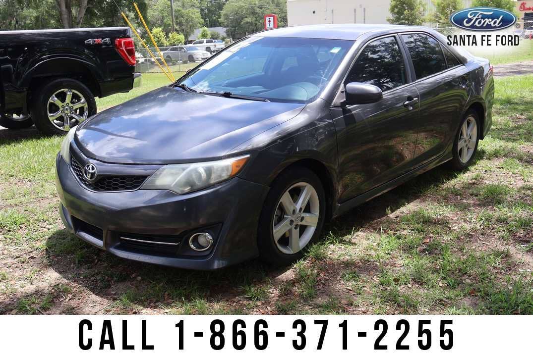 2012 Toyota Camry SE