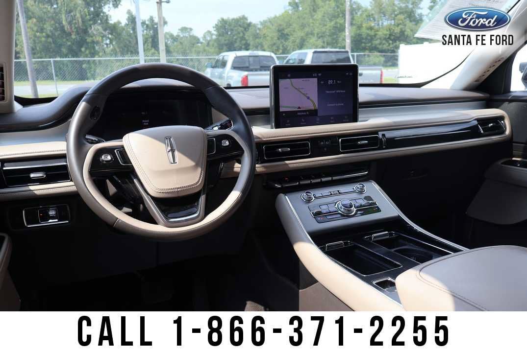 2022 Lincoln Aviator Standard