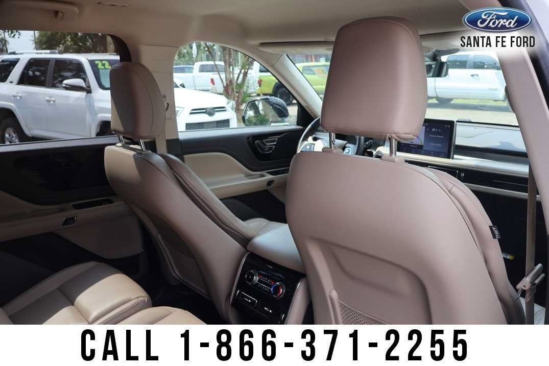 2022 Lincoln Aviator Standard