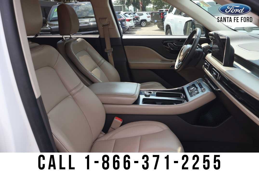 2022 Lincoln Aviator Standard