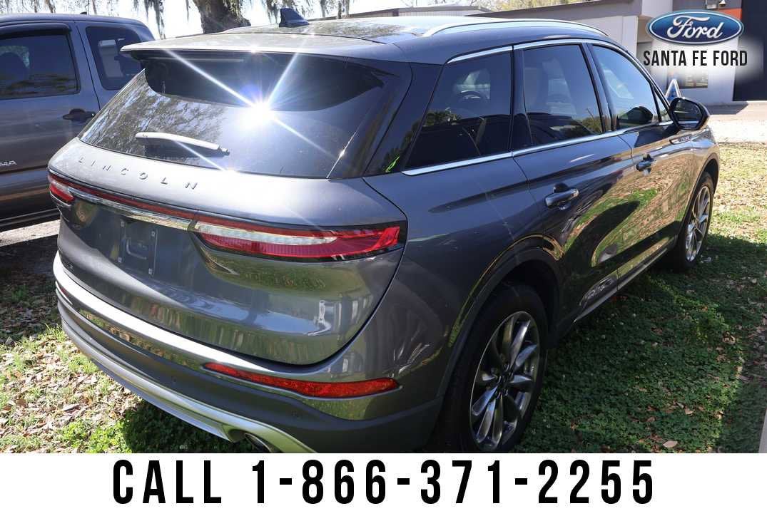 2022 Lincoln Corsair Standard