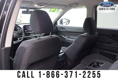 2024 Nissan Pathfinder SV