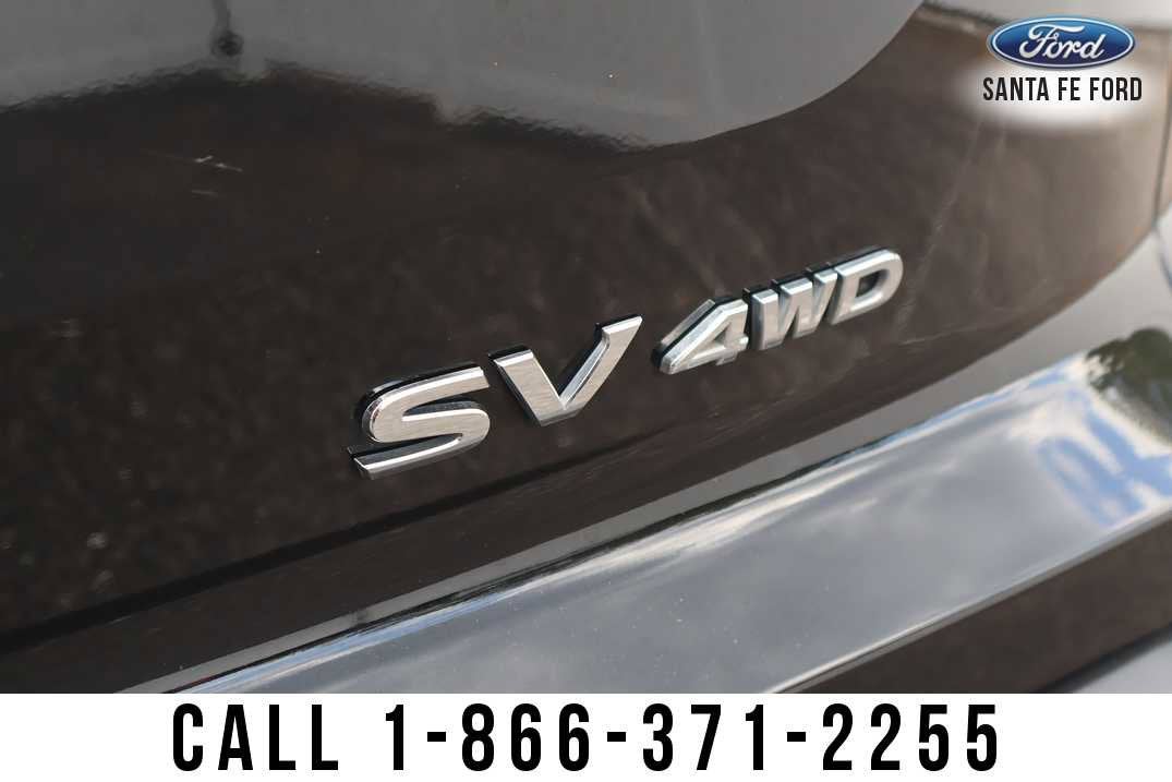 2024 Nissan Pathfinder SV