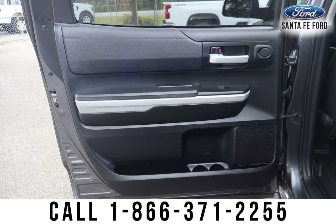 2019 Toyota Tundra 4WD SR5