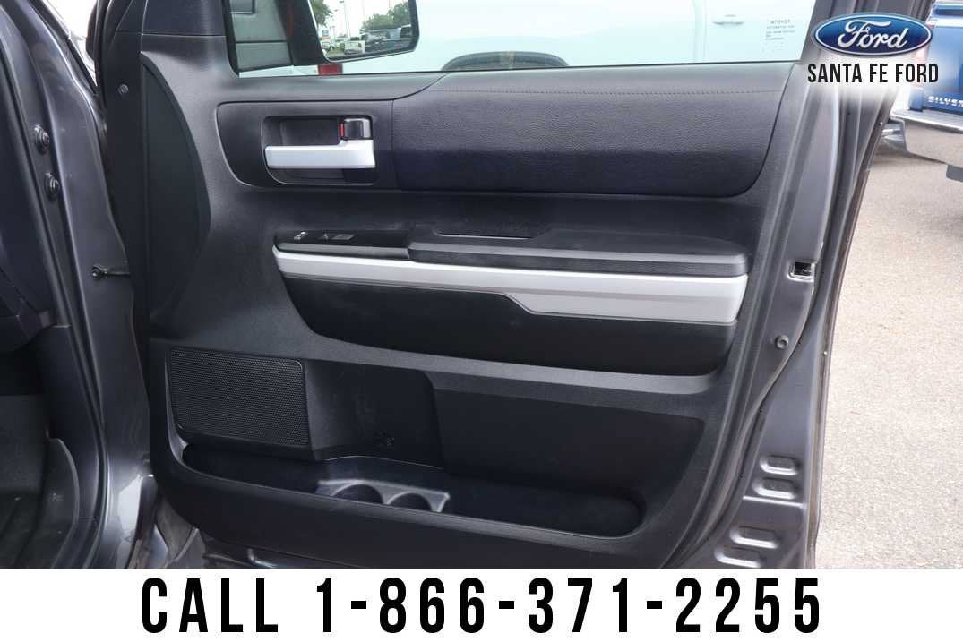 2019 Toyota Tundra 4WD SR5